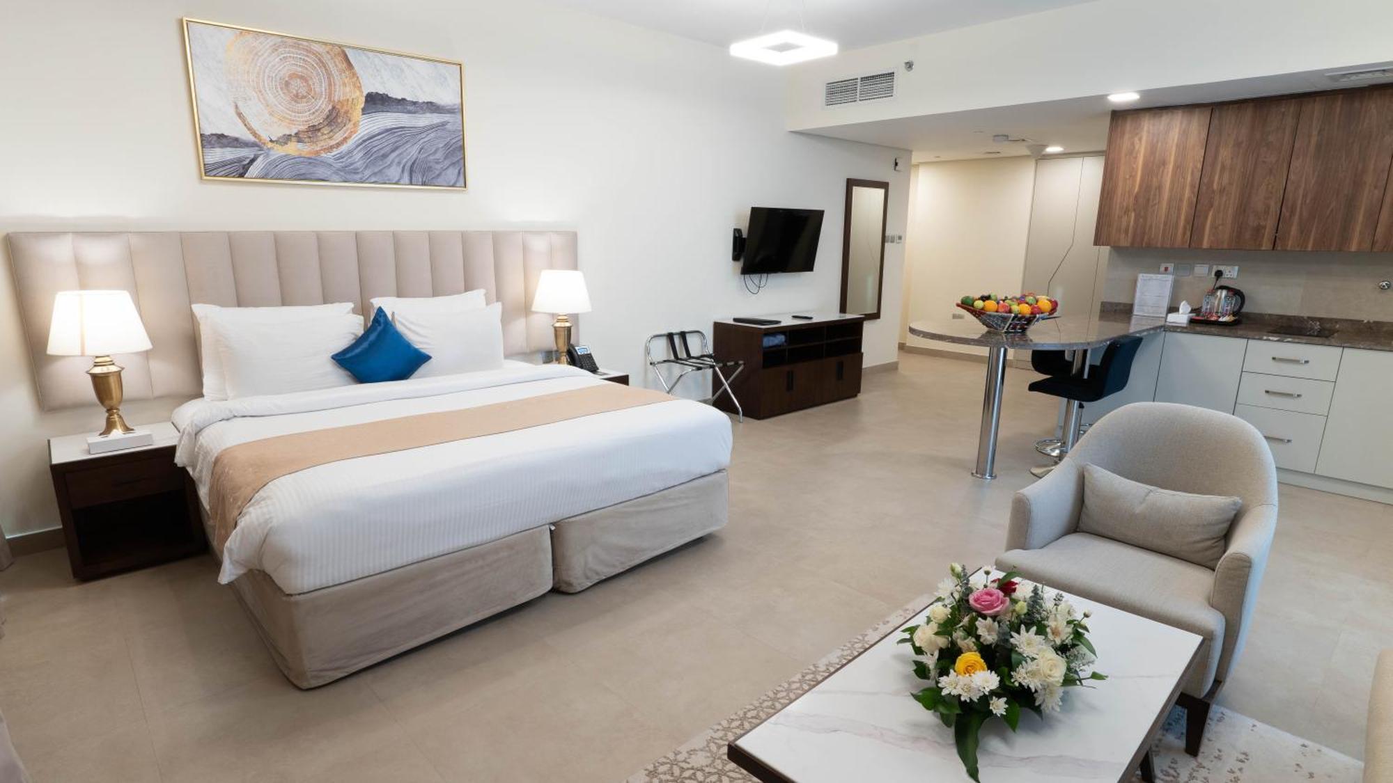 Saray Deluxe Hotel Apartments Abu Dhabi Exterior photo