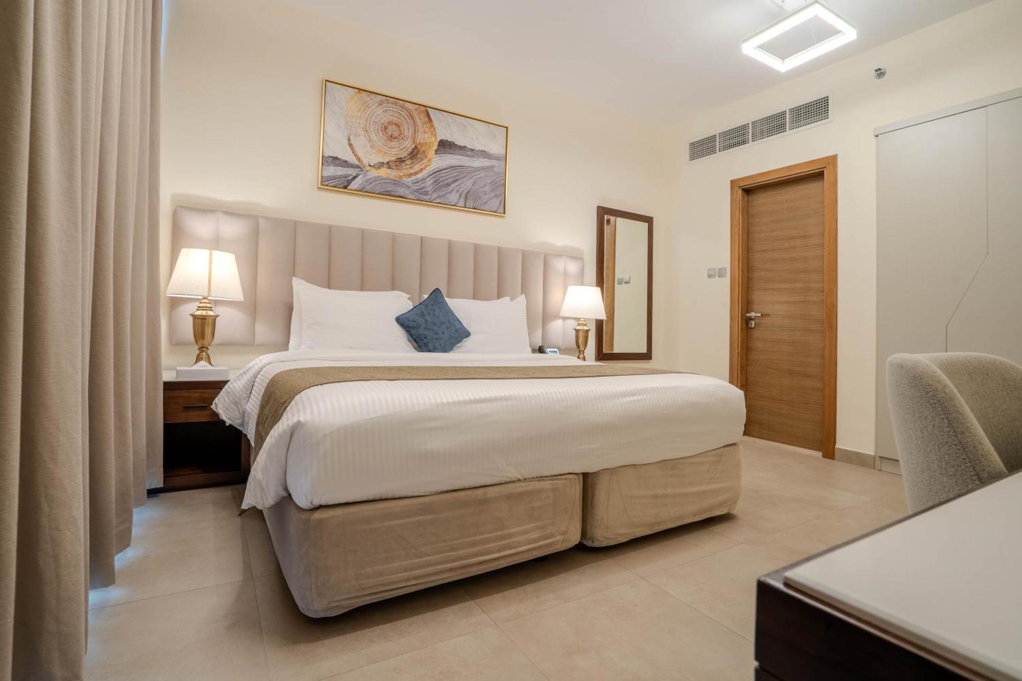 Saray Deluxe Hotel Apartments Abu Dhabi Exterior photo